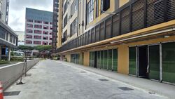 Stellar@tampines (D18), Retail #555456021